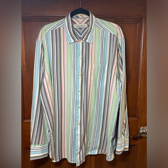 Tommy Bahama Long sleeve button down shirt - Picture 1 of 8